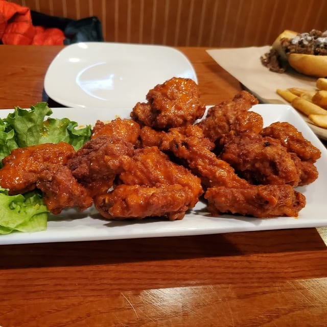 6 Pieces Wings.